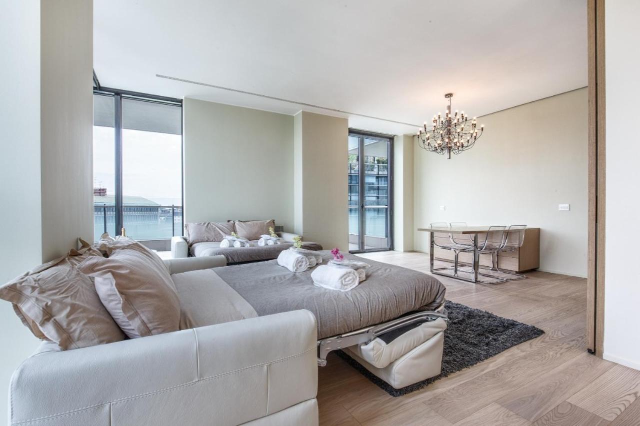 Stylish Elegant In Torre Solaria With Exclusive Milan's View Apartment *